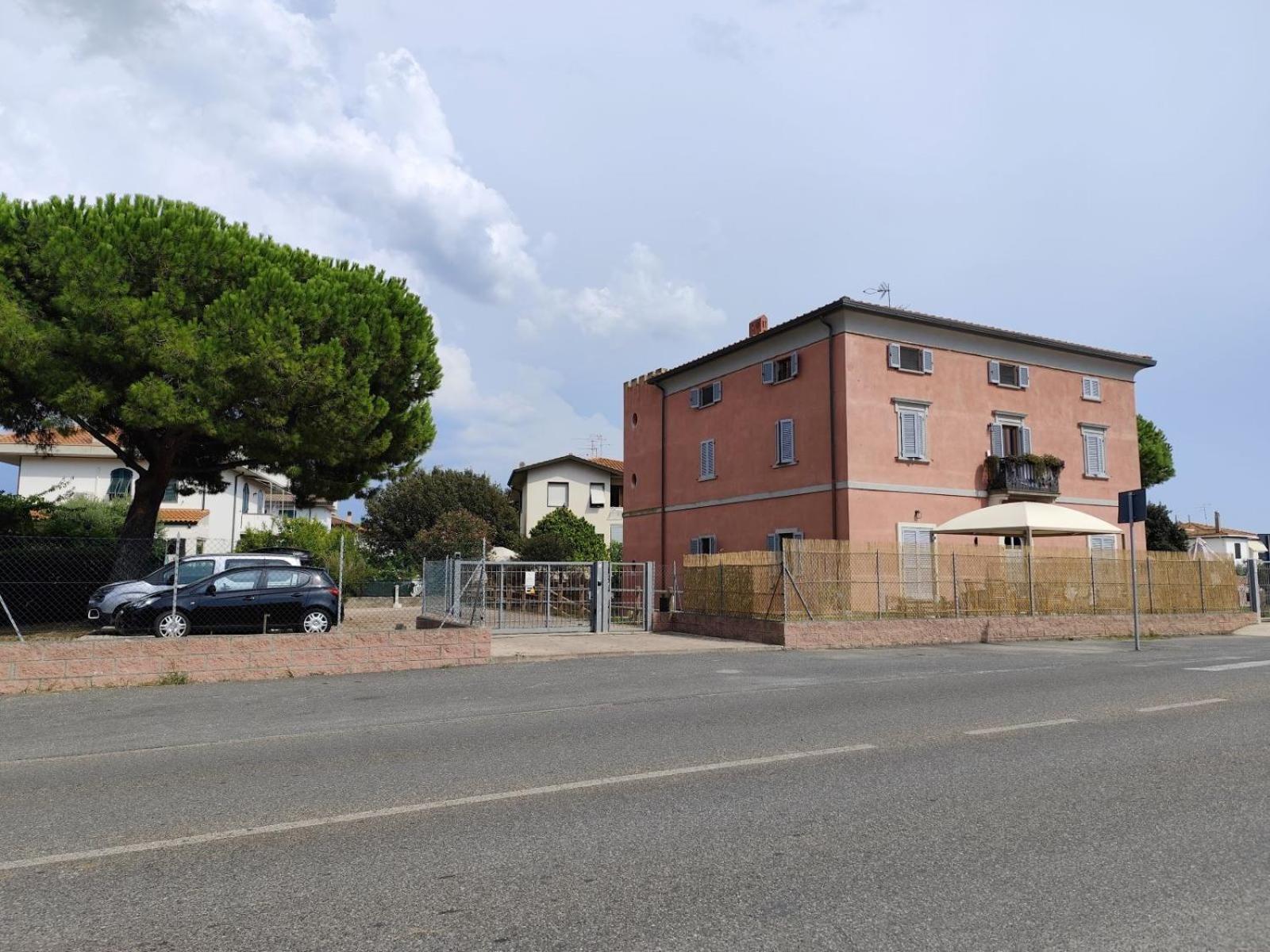 Appartamento Vada Exterior photo